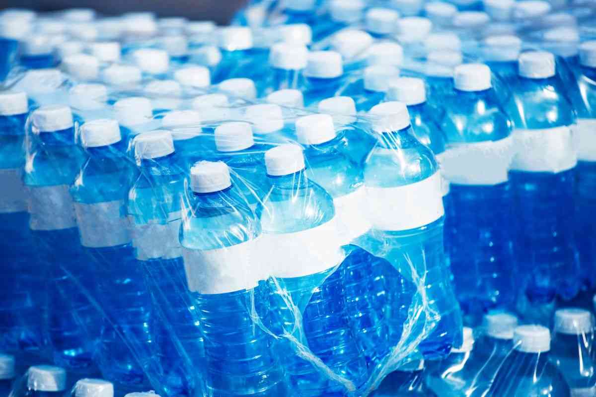 confezioni di acqua